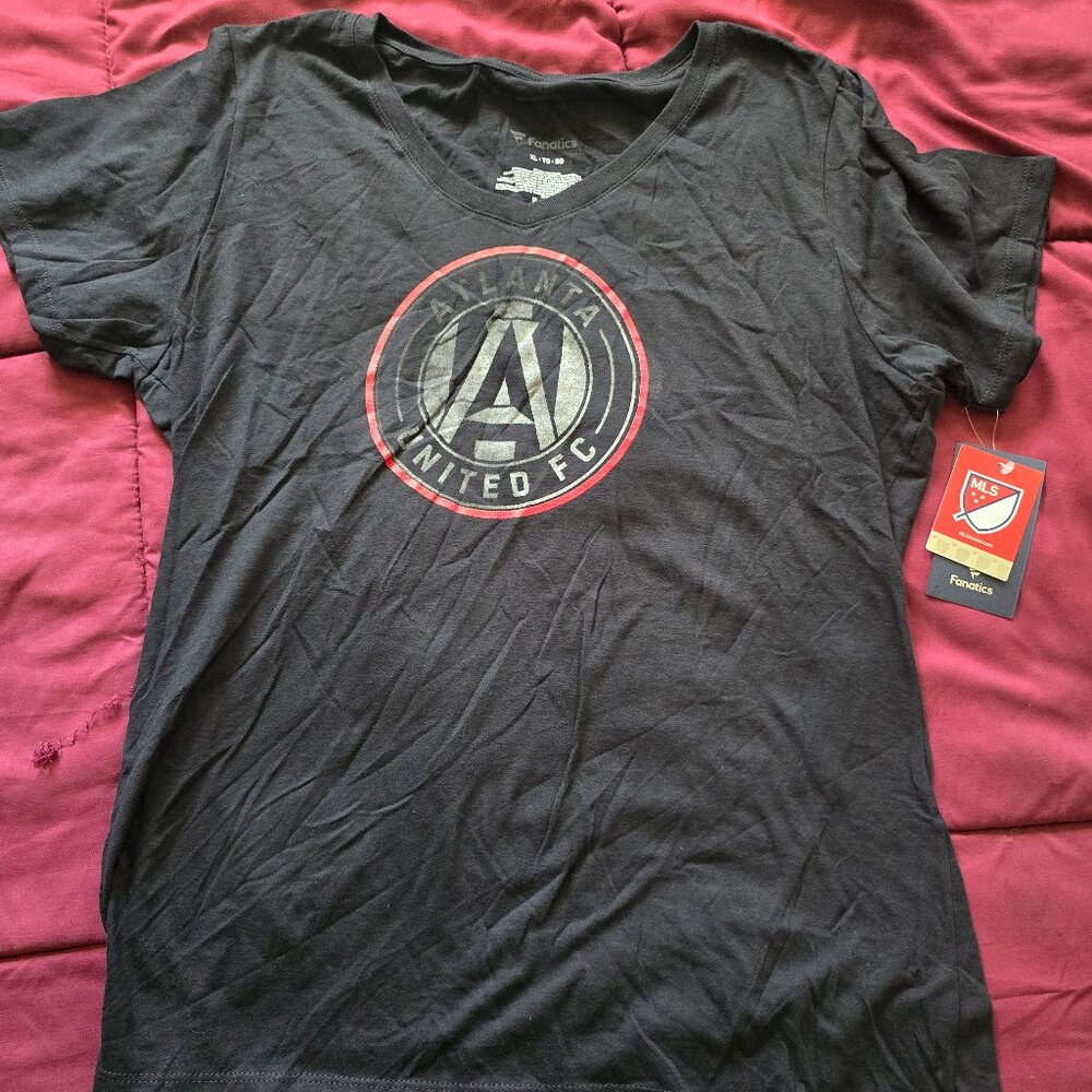 Fanatics V-Neck MLS Atlanta United Shirt- XL